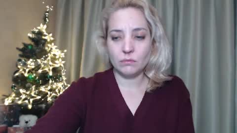 Mari online show from 12.28.24