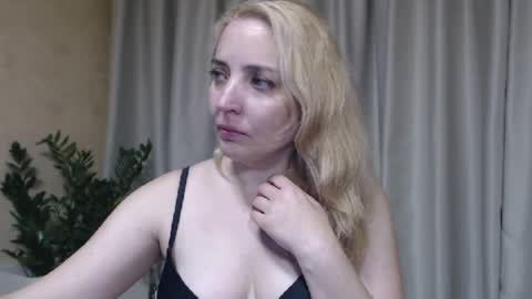 Mari online show from 07.30.26