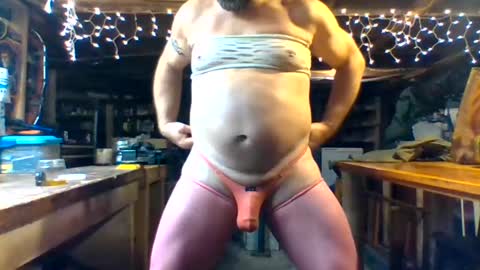 Snapshot of oileddick48 chatting on 01.22.25 Oileddick48 online show from 01.22.25