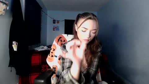 Alley asian bratty online show from 09.17.25