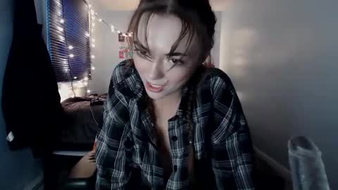 Alley asian bratty online show from 09.19.25