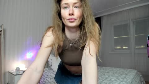            Welcome to my fans page  online show from 02.21.26