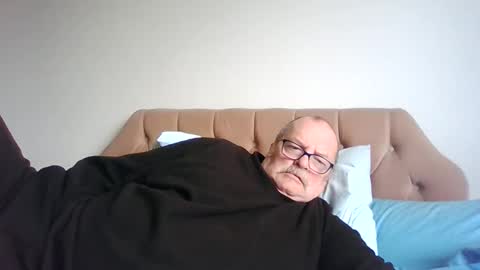 old_fkr online show from 03.05.25