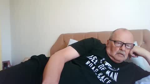 old_fkr online show from 10.05.25