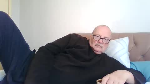 Snapshot of old_fkrr_ chatting on 11.02.25 old_fkrr_ online show from 11.02.25