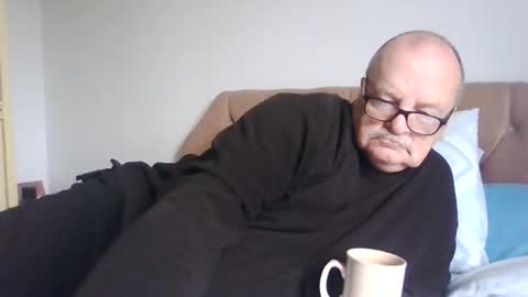 Snapshot of old_fkrr_ chatting on 11.16.25 old_fkrr_ online show from 11.16.25