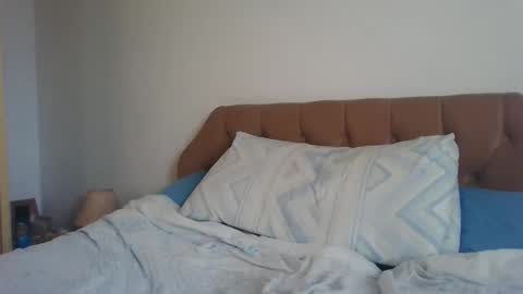 Snapshot of old_fkrr_ chatting on 11.21.25 old_fkrr_ online show from 11.21.25