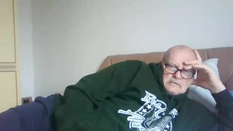 Snapshot of old_fkrr_ chatting on 12.03.25 old_fkrr_ online show from 12.03.25