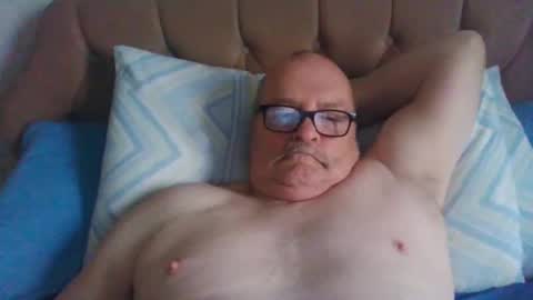 Snapshot of old_fkrr_ chatting on 12.23.25 old_fkrr_ online show from 12.23.25