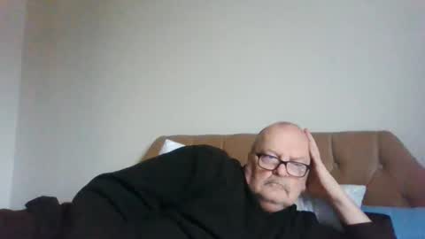 Snapshot of old_fkrr_ chatting on 01.17.26 old_fkrr_ online show from 01.17.26