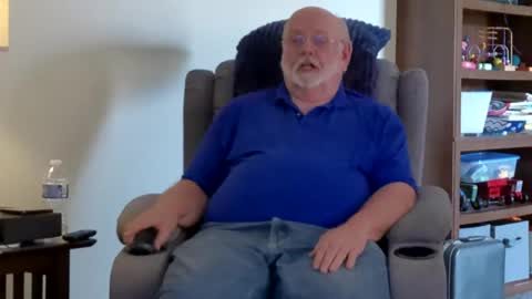 Snapshot of old_guy111 chatting on 06.19.26 old_guy111 online show from 06.19.26