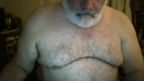 Snapshot of oldcockforyngladies chatting on 01.19.25 oldcockforyngladies online show from 01.19.25