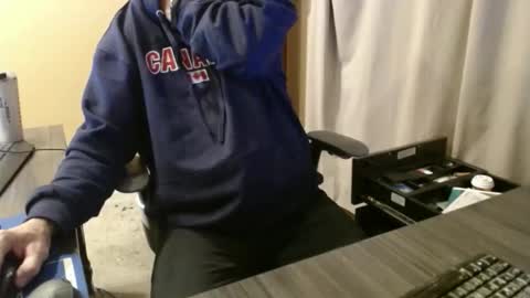 Snapshot of olderandwiser chatting on 12.15.25 Older and Wiser online show from 12.15.25