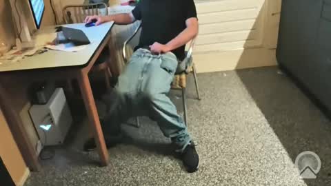 Snapshot of oldersagger chatting on 11.30.25 oldersagger online show from 11.30.25