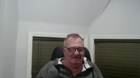 Snapshot of oldguybigd chatting on 06.02.26 oldguybigd online show from 06.02.26
