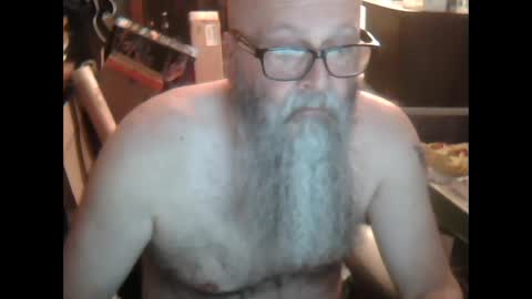 Snapshot of oldman196262 chatting on 02.16.25 oldman196262 online show from 02.16.25