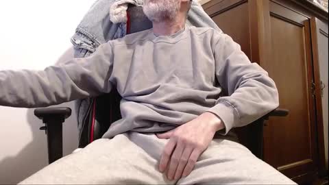 Snapshot of oldwolfman chatting on 01.16.25 oldwolfman online show from 01.16.25