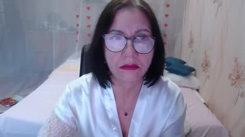 Snapshot of olgahottie chatting on 10.24.25 OlgaHottie online show from 10.24.25