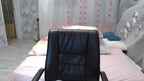 OlgaHottie online show from 04.25.26