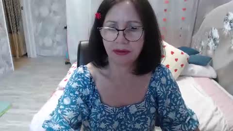 Snapshot of olgahottie chatting on 06.14.26 OlgaHottie online show from 06.14.26
