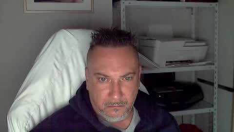 Snapshot of olimpio1230 chatting on 12.05.25 olimpio1230 online show from 12.05.25