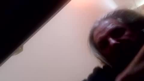 Snapshot of oliveoil67 chatting on 02.08.25 oliveoil67 online show from 02.08.25