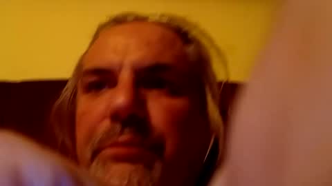 Snapshot of oliveoil67 chatting on 10.24.25 oliveoil67 online show from 10.24.25