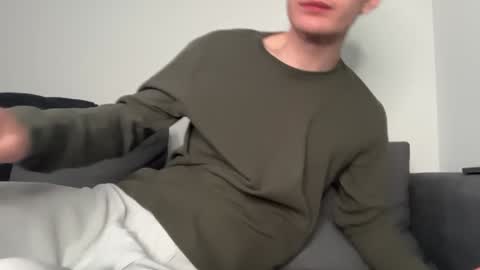 Snapshot of oliver_beck chatting on 02.02.25 Oliver Beck online show from 02.02.25