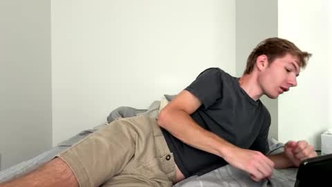 Snapshot of oliver_beck chatting on 09.27.25 Oliver Beck online show from 09.27.25