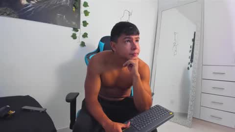 Oliver bray online show from 03.06.25