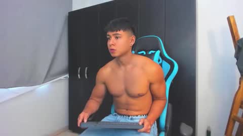 Oliver bray online show from 12.18.25