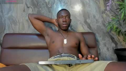 OLIVER LAURENT online show from 04.25.26