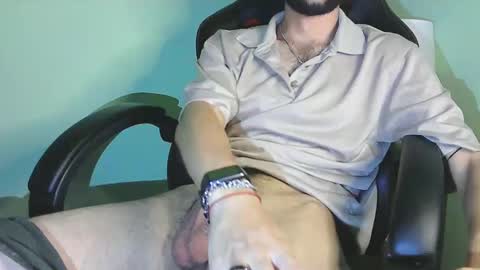 Snapshot of olivereff chatting on 02.10.25 Oliver online show from 02.10.25