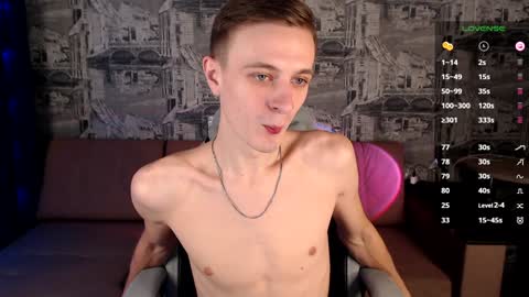 Snapshot of oliverfresh chatting on 01.10.25 Oliver online show from 01.10.25