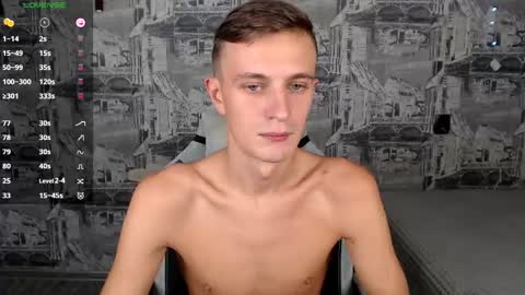 Snapshot of oliverfresh chatting on 09.10.25 Oliver online show from 09.10.25