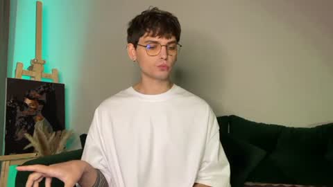 oliverlawrence online show from 07.12.26