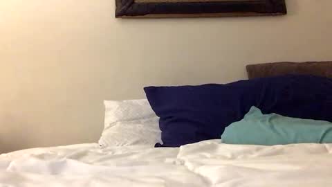 Snapshot of olivertwist1273 chatting on 12.08.24 olivertwist1273 online show from 12.08.24