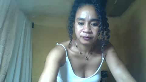 Snapshot of olivia9794 chatting on 06.26.26 olivia9794 online show from 06.26.26