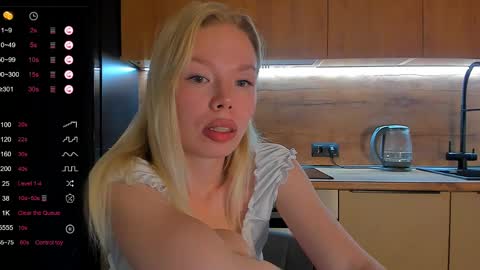 Olivia 3 online show from 06.03.26
