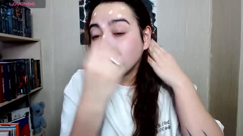 Snapshot of olivia_defo chatting on 01.14.26 olivia_defo online show from 01.14.26