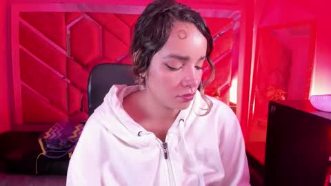 Snapshot of olivia_fox69 chatting on 03.02.26 OLIVIA online show from 03.02.26