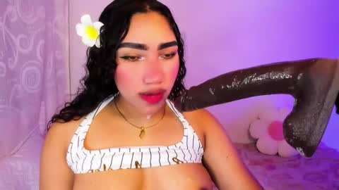 Snapshot of olivia_fx chatting on 02.05.26 Maria online show from 02.05.26