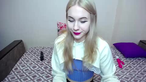olivia_graceee online show from 03.10.25