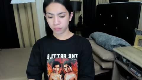 Snapshot of olivia_hotcummer chatting on 11.27.25 olivia_hotcummer online show from 11.27.25