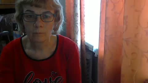 Olivia Mia online show from 03.24.26