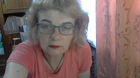 Olivia Mia online show from 06.30.26