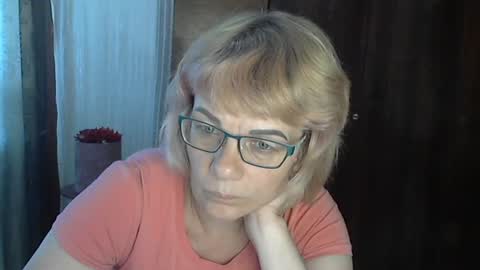 Olivia Mia online show from 07.07.26
