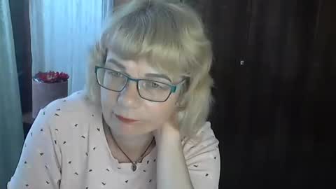 Olivia Mia online show from 07.28.26
