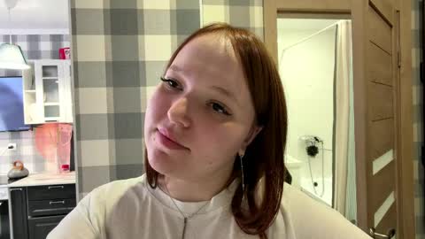Snapshot of olivia_moonlight chatting on 05.30.26 Olly online show from 05.30.26