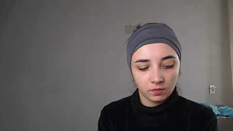 Olivia online show from 11.25.25